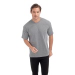 Med en snygg V-hals. 

-Dubbla sömmar i hals, ärmar och midja, 
-Rundstickad (utan sidosöm) 

Hanes T-shirt 160 g/m 2 

